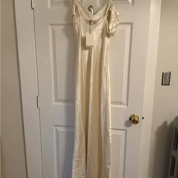 NWT Reformation Ronda Silk Dress in Ivory - Picture 5 of 10